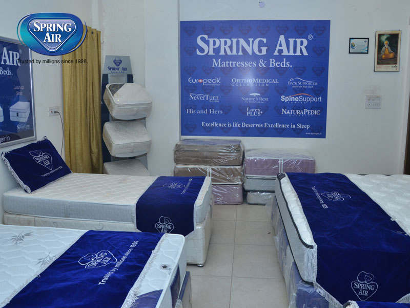 Spring Air Mattress  In Janakpuri